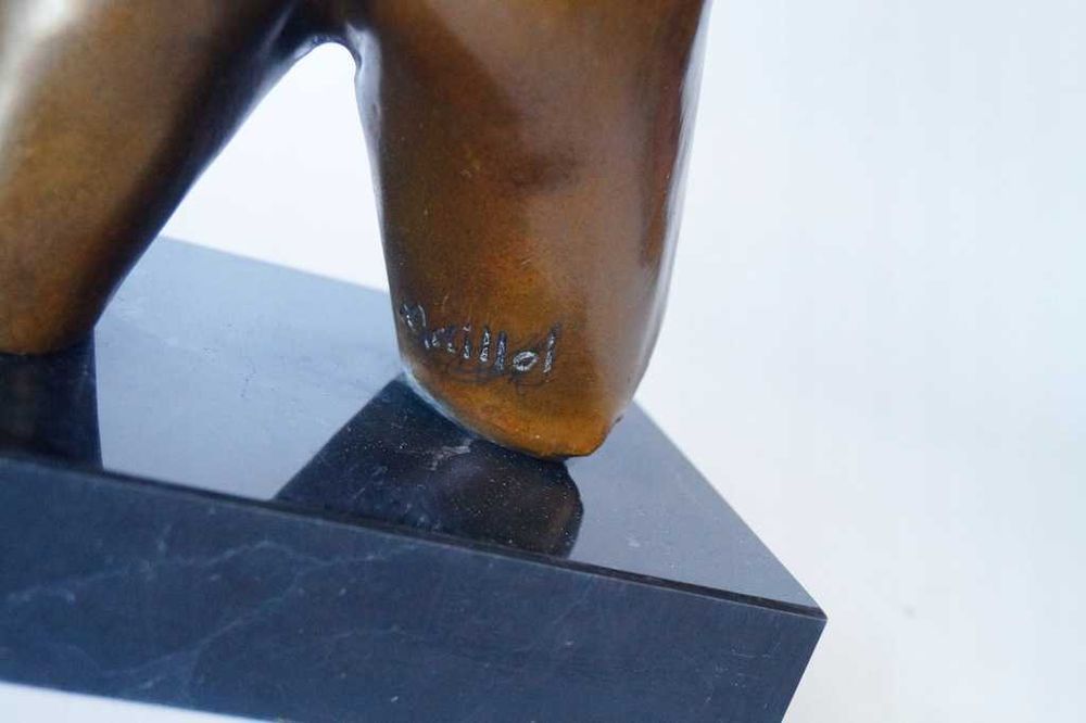 KOBIETA figura z brązu bez rąk rzeźba nowoczesna 1