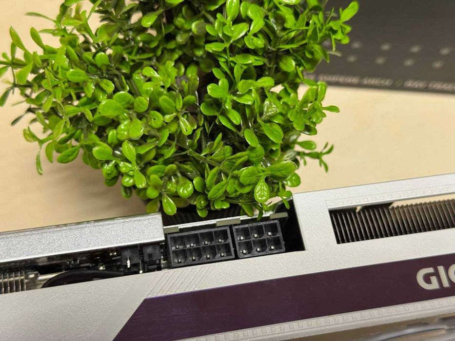 Відеокарта GIGABYTE GeForce RTX 3060 Ti VISION OC 8G rev. 2.0 Б/в