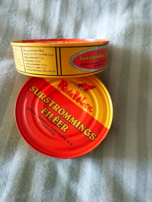 Рибна консерва сюрстреммінг Surstromming Roda Ulven 400 гр філе Швеція