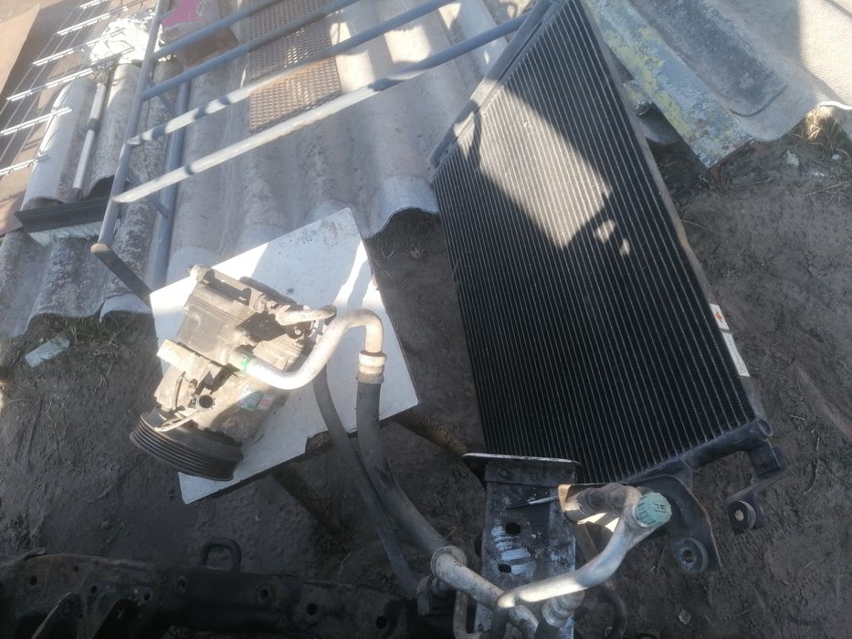 Компресор кондиціонера Hyundai Santa FE 2.2crdi 2006-2012 VS1