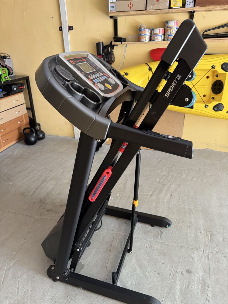 Бігова доріжка EnergyFit EF-760B