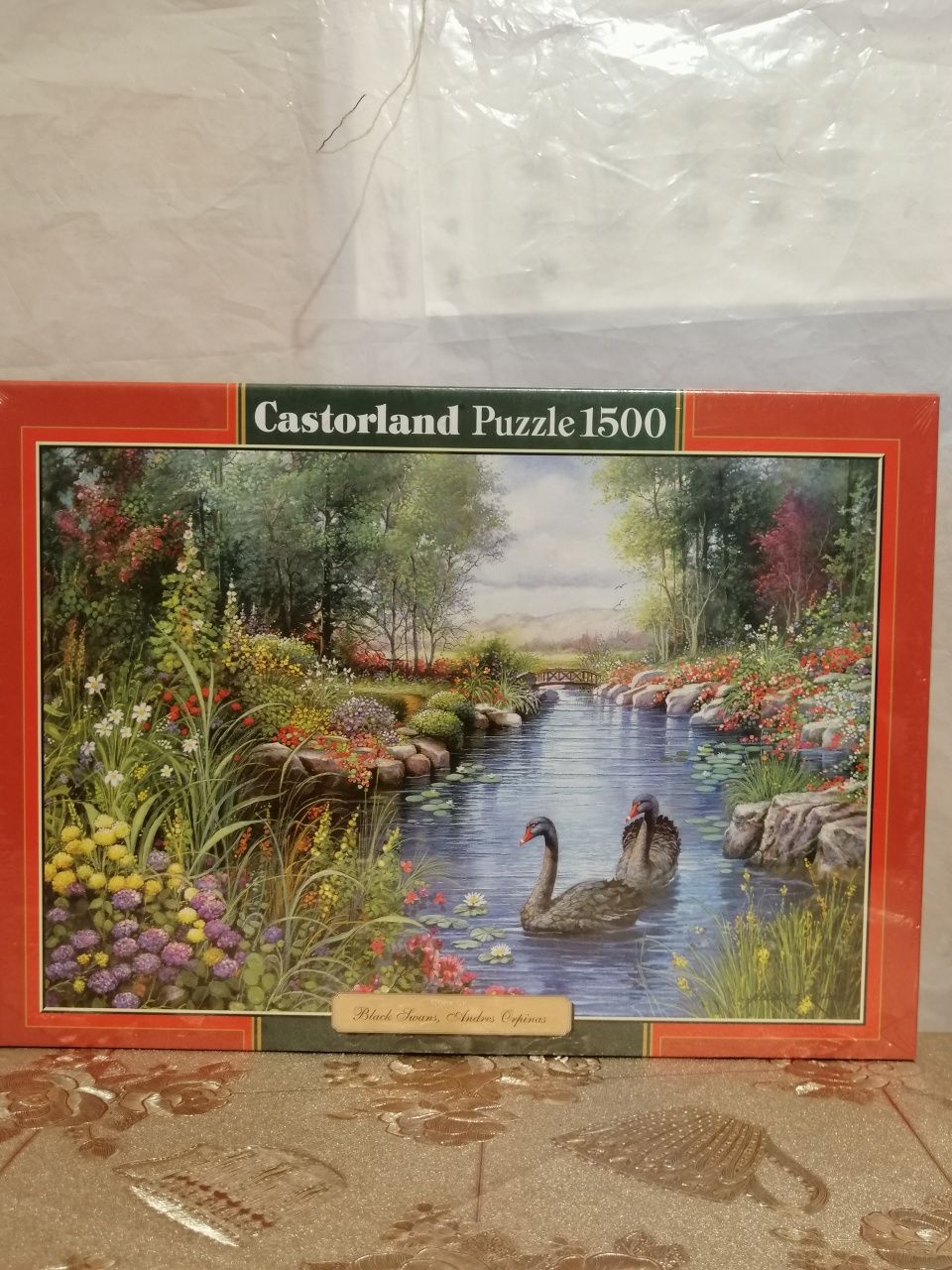 Puzzle Polskiej firmy Castorland 1500. Czarne łabędzie.