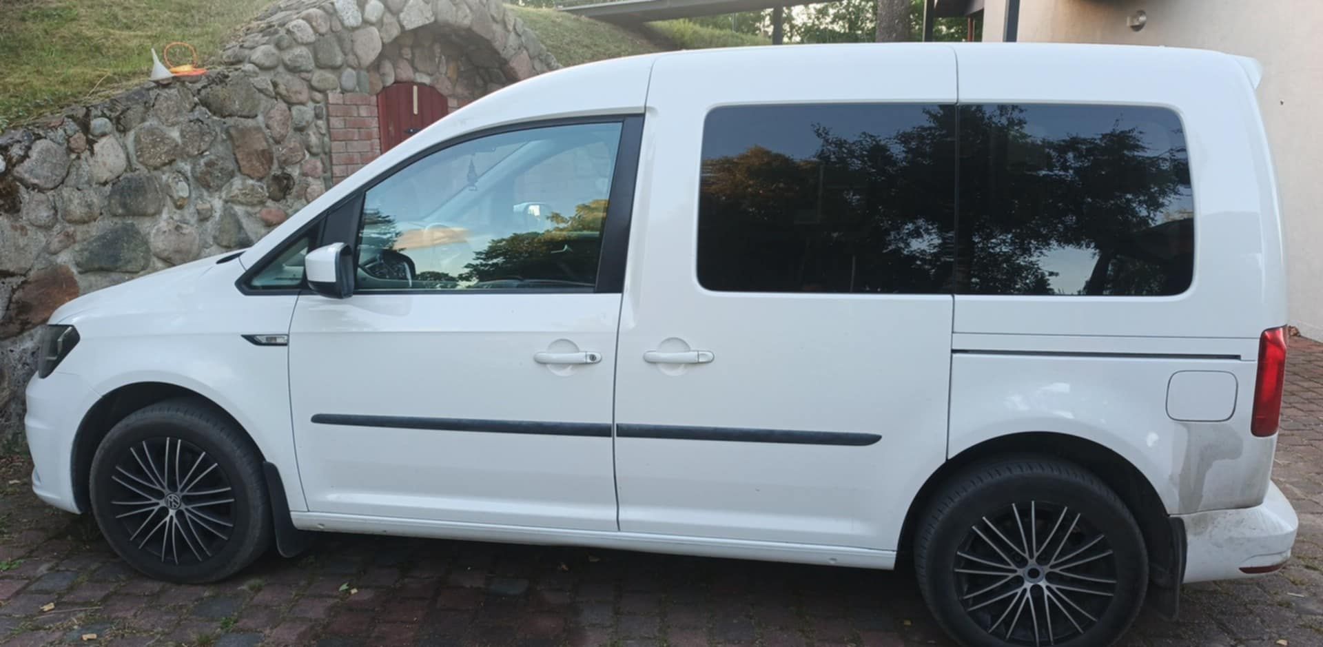 Sprzedam caddy 2017r 2.0TDI FV 23%