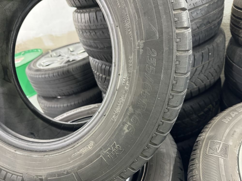 Резина Скати Шини Літо 235.65.R16C Michelin