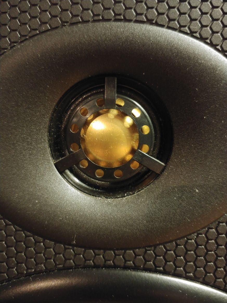 B&W Bowers & Wilkins DM601 s1