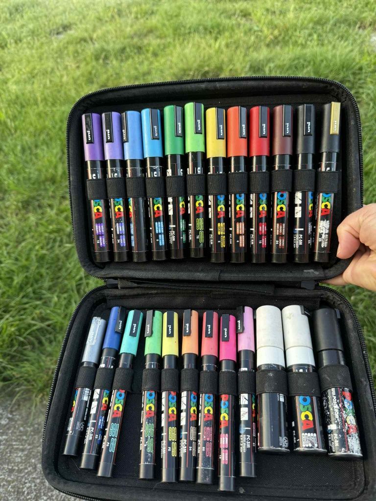 Mazaki POSCA uni