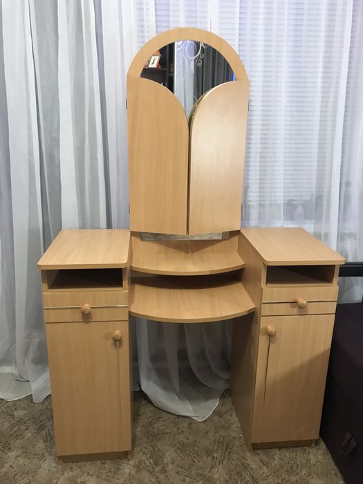 Трюмо стан відмінний