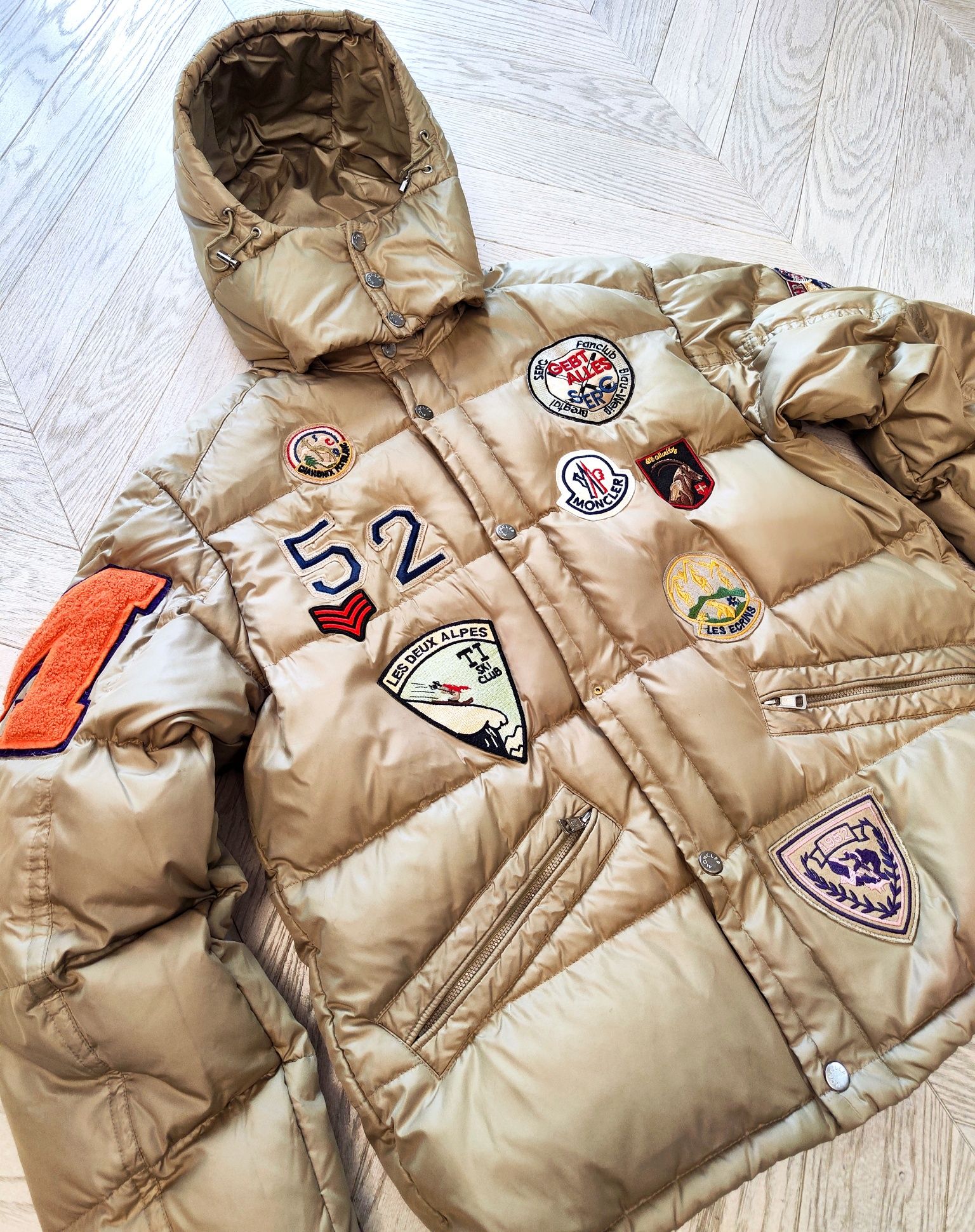 Kurtka puchowa Moncler