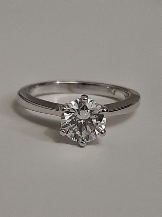 GIA 1.21 ct. D/VVS1  Excellent натуральный бриллиант золотое кольцо.