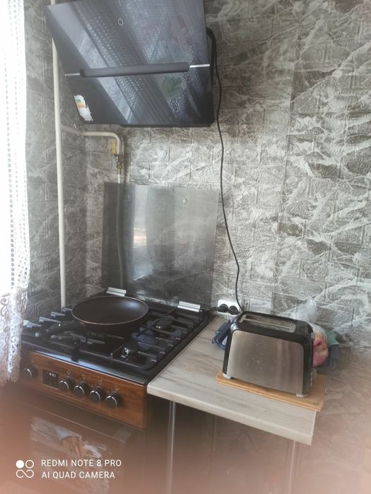 Кухонная плита с духовкой комбинированная