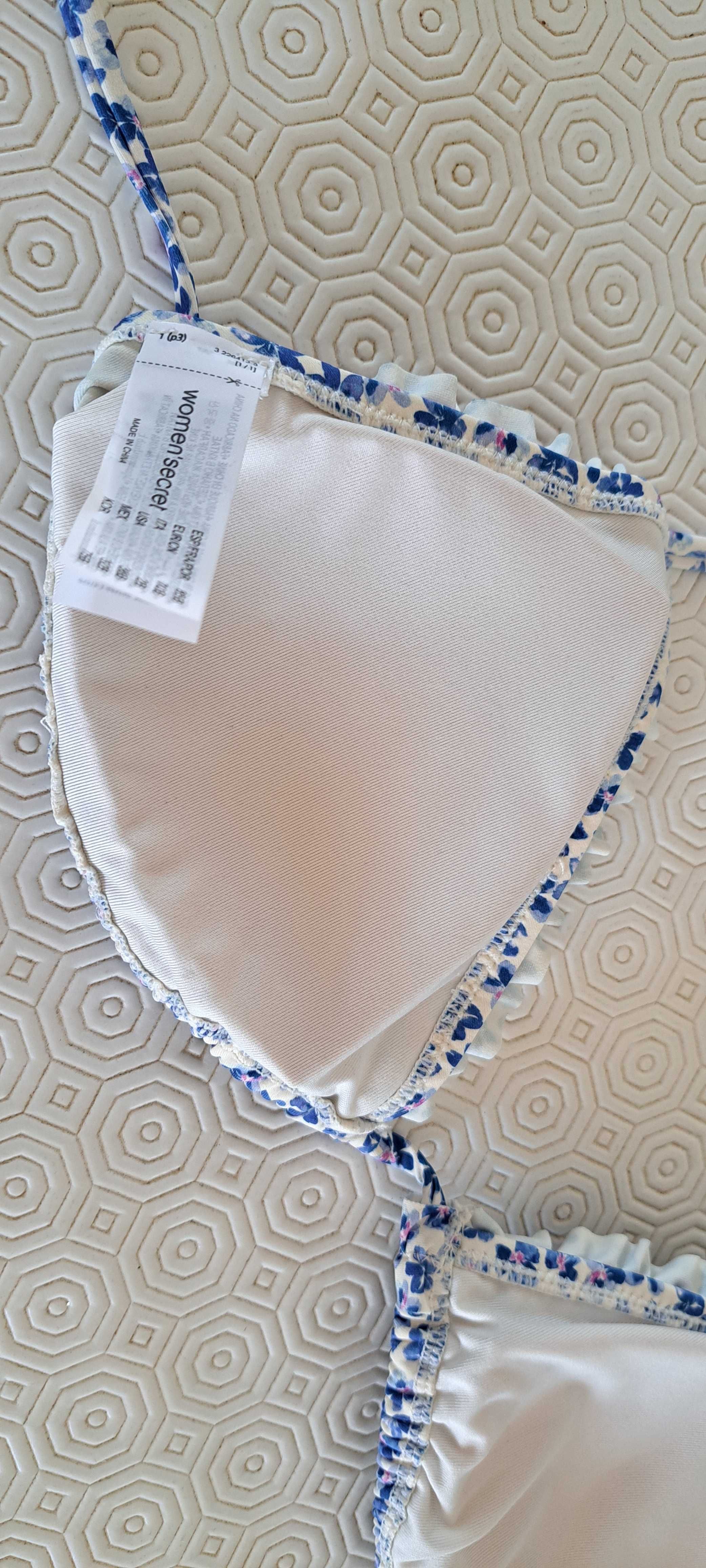 Vendo top bikini às flores