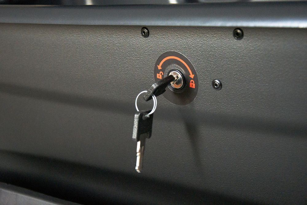 Box boks na hak holowniczy do platformy Inter Pack Re-cargo