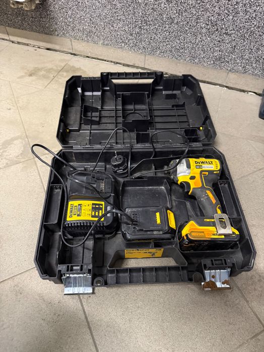 Zestaw dewalt dcf887