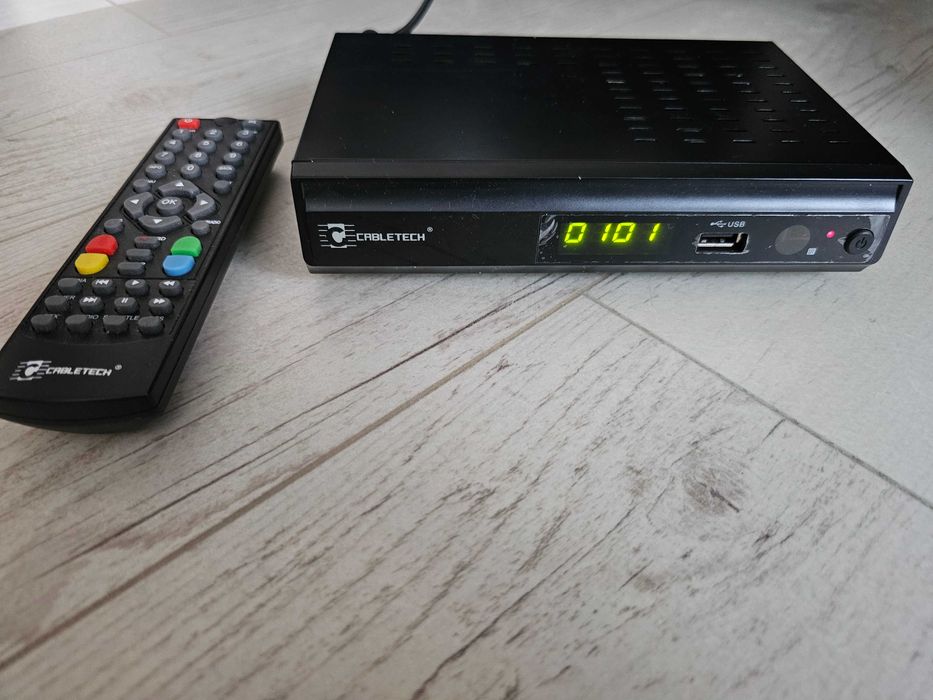 Dekoder Cabletech URZ0083Q drkoder DVB-T HD Tuner TV