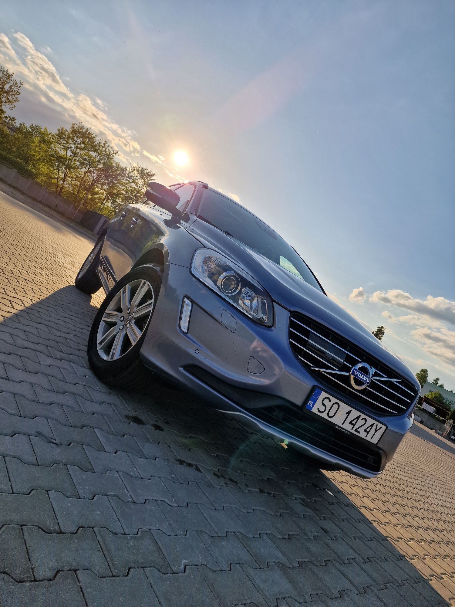Volvo XC60 T5 2.0 maly przebieg