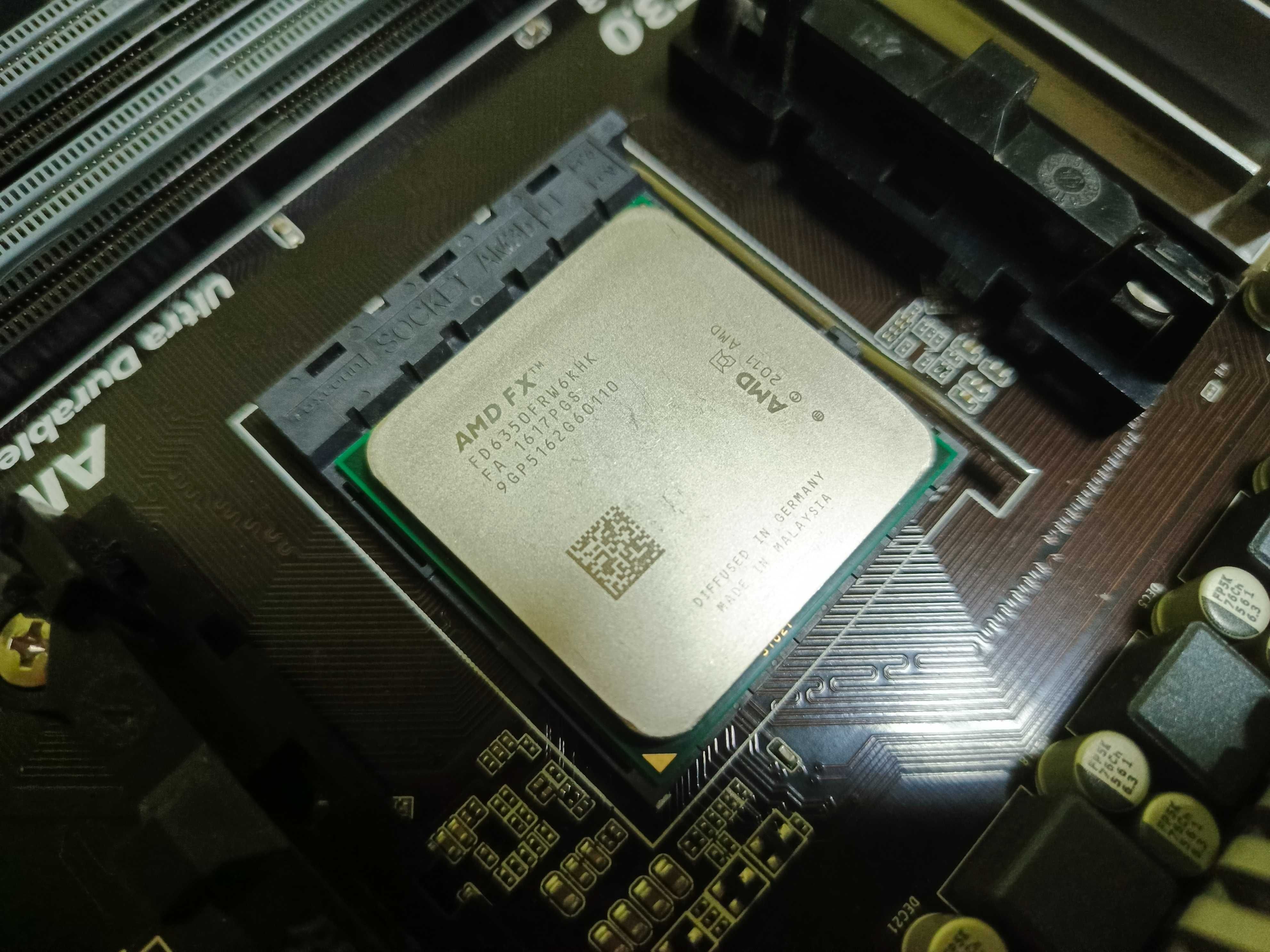 Комплект AMD/sAM3+/FX-6350/Gigabyte GA-970A-DS3P FX/8Gb DDR3 SK Hynix