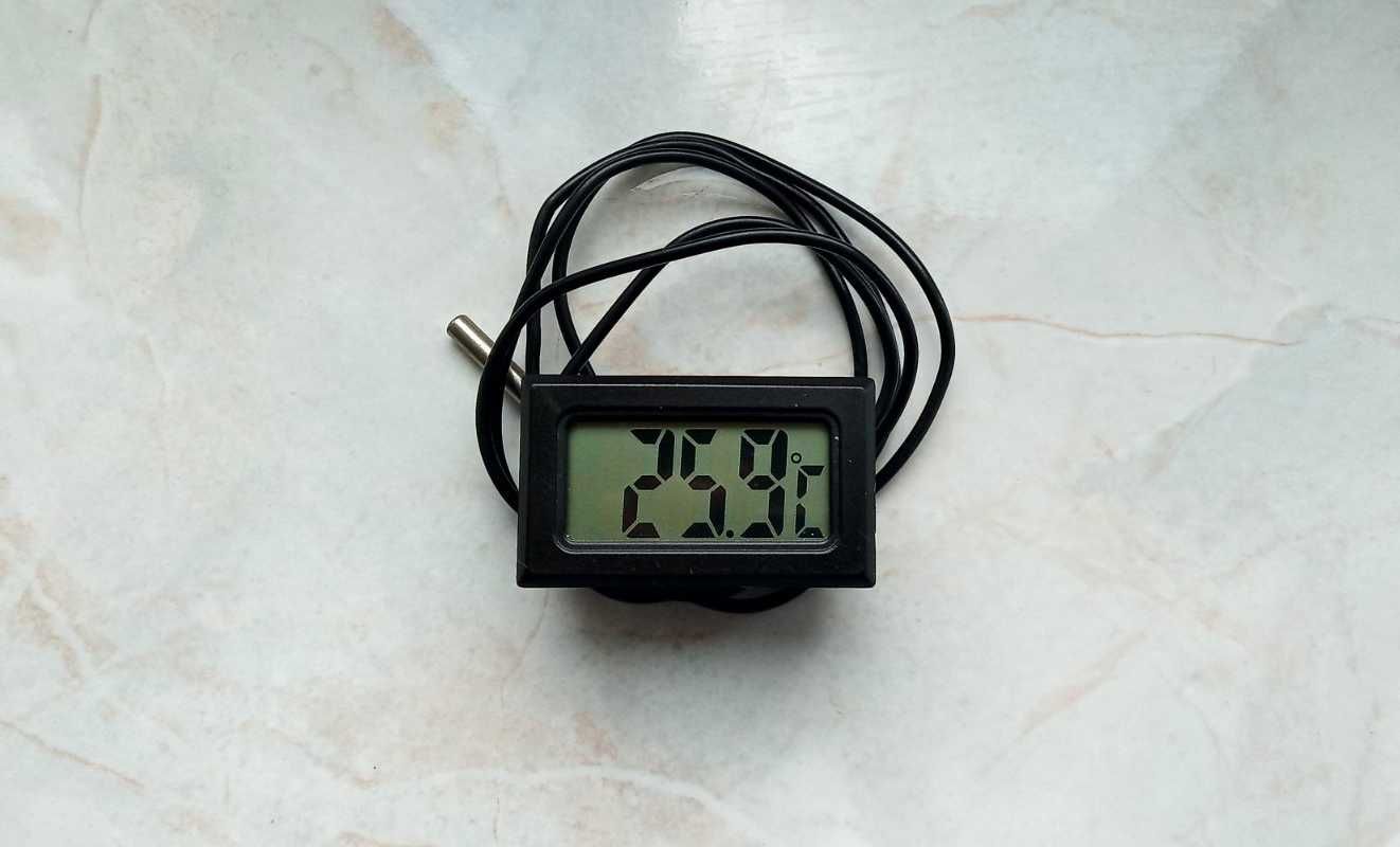 Термометр (градусник) электронный с выносным датчиком