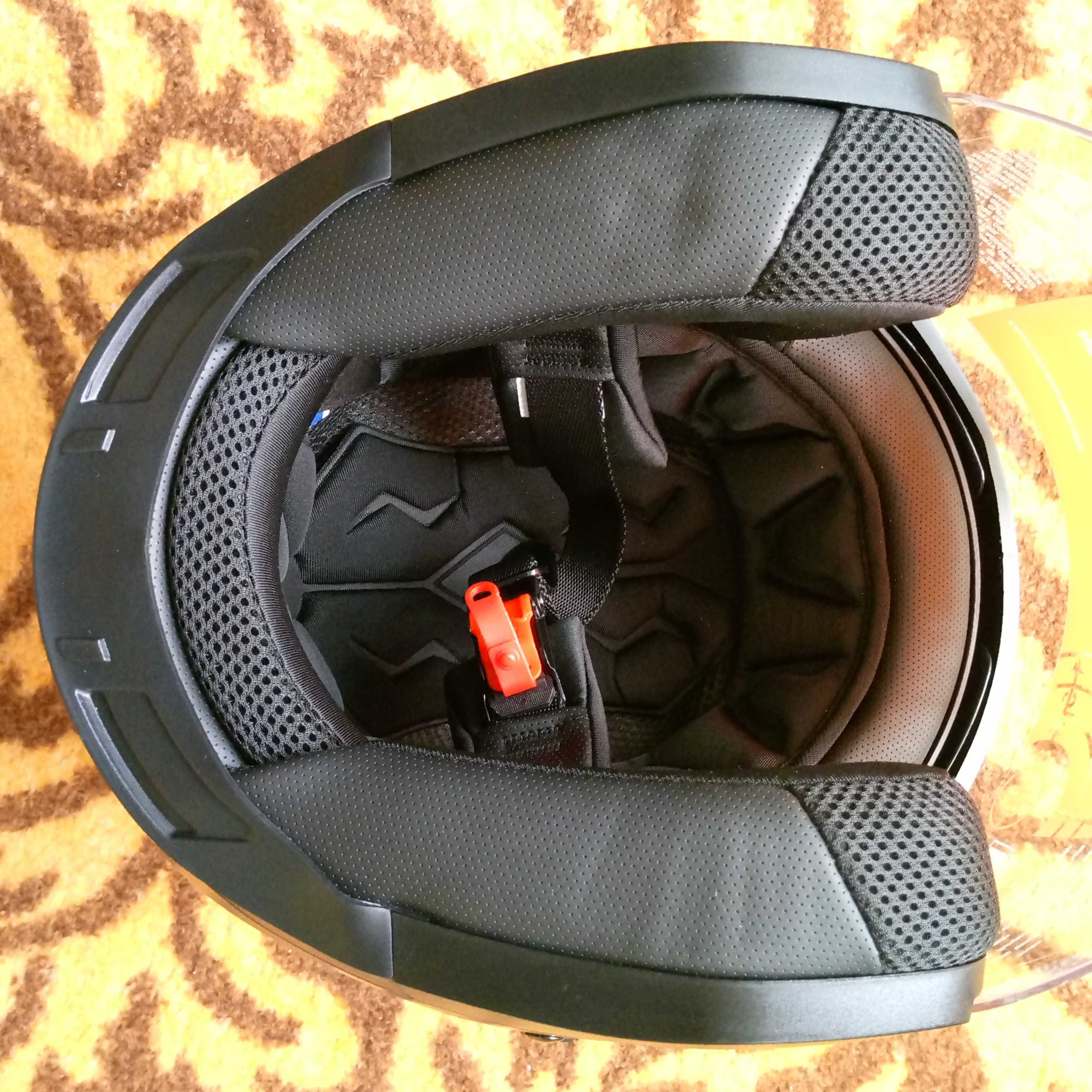 Kask motocyklowy Horn Blenda H-627 czarny mat rozm.S