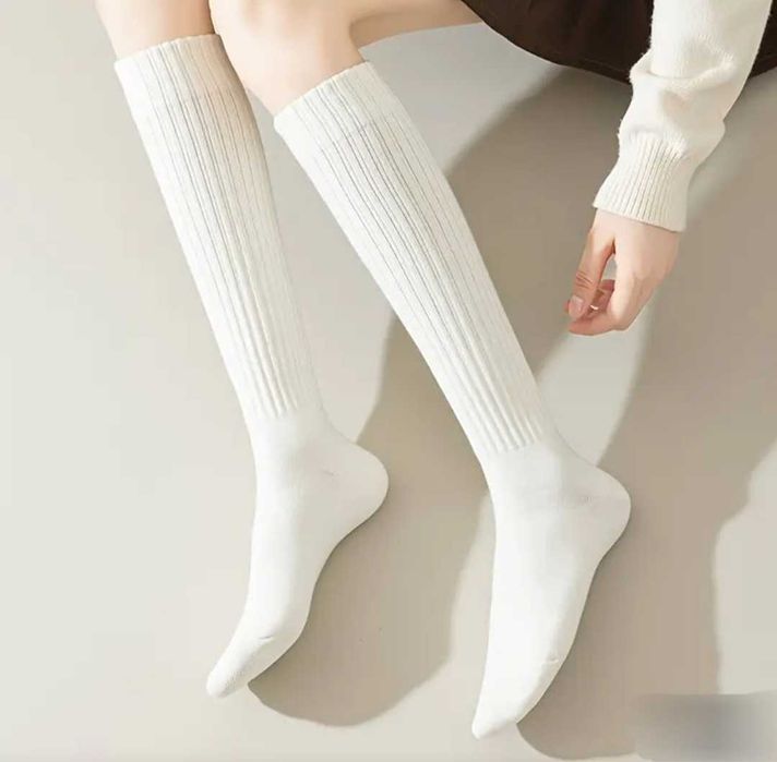 Жіночі високі гольфи