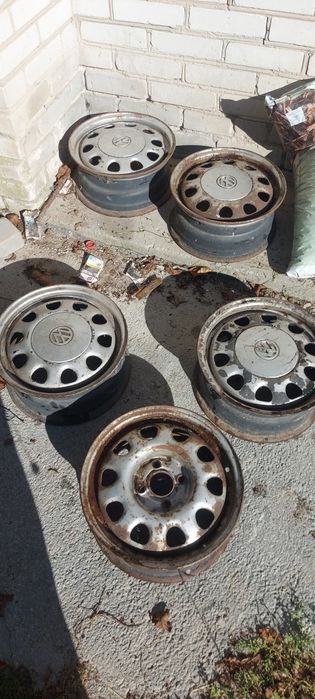 Koła felgi stalowe 4x100 14" vw golf 2 3 dekielki  szeroka stal