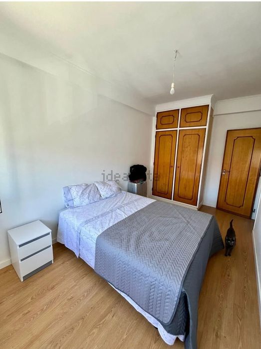 Quarto na Póvoa de Santo Adrião