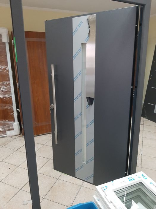 Drzwi zewnętrzne na profialu aluminiowym ciepłe antracyt 210 x 110