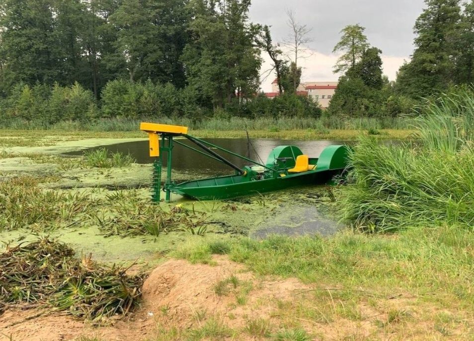 Очирето Косарка для косіння водної рослинності