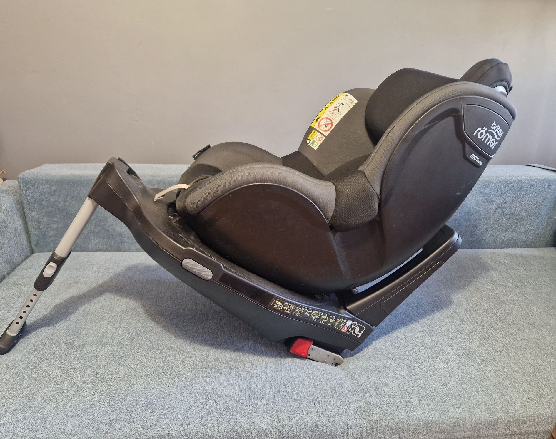 Fotelik Britax Romer Dualfix M I-Size obrotowe 360*