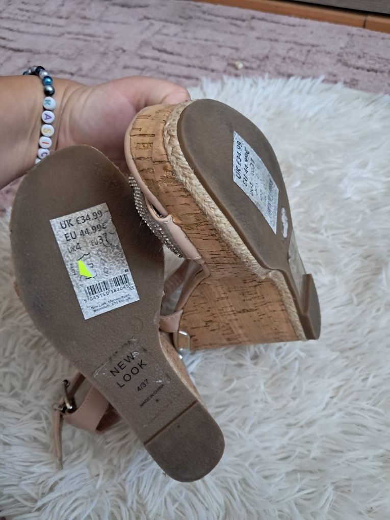 Buty na koturnie New Look z diamencikami 37