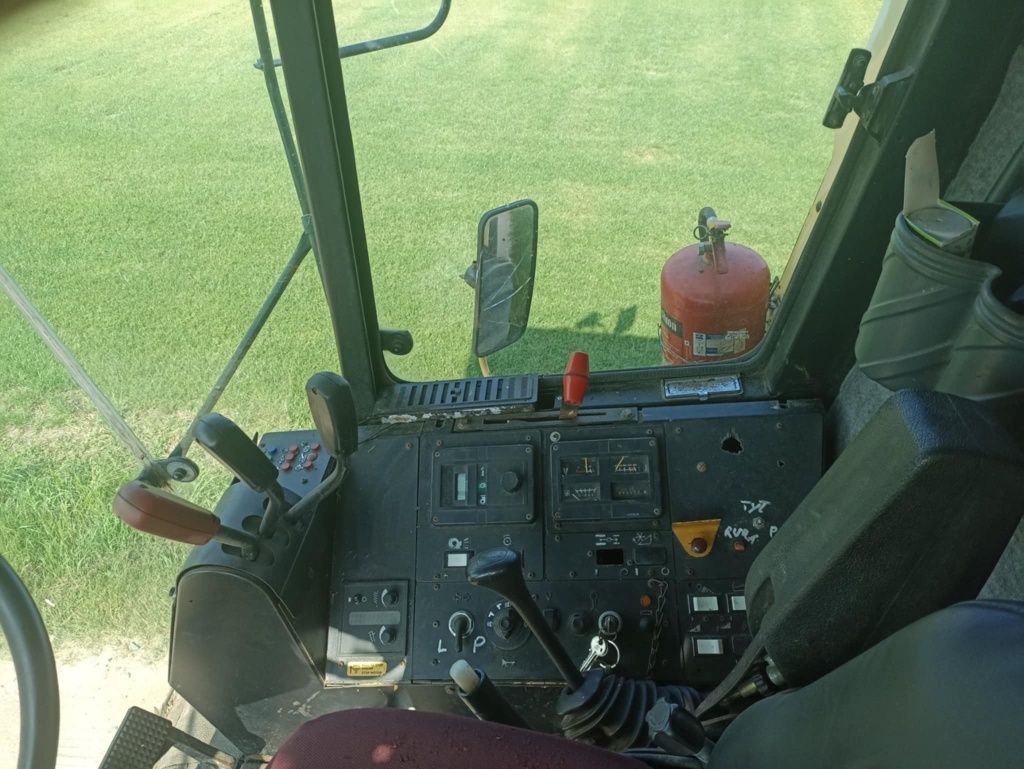 New Holland tx30