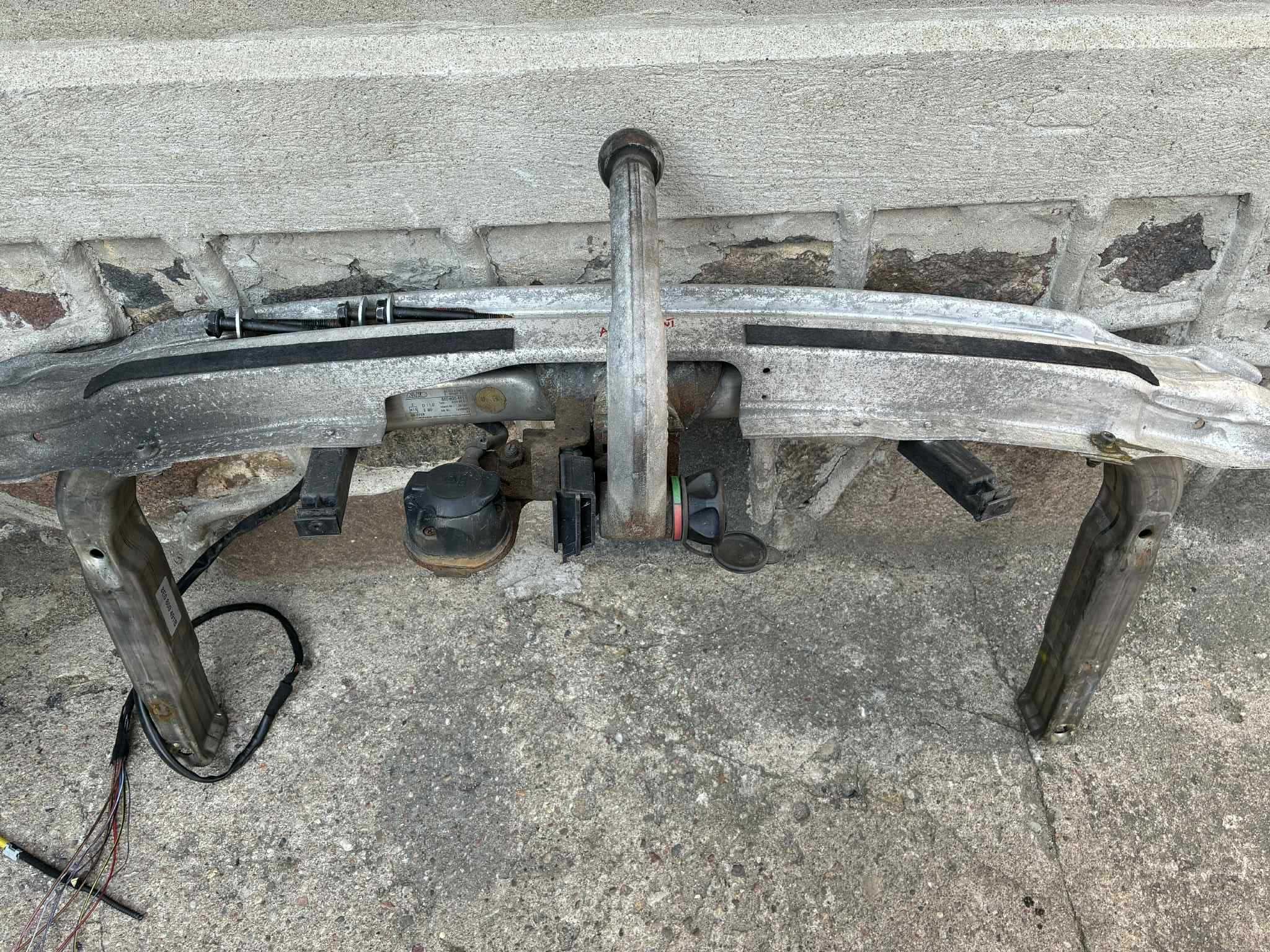 hak wypinany belka kula audi a4 b7