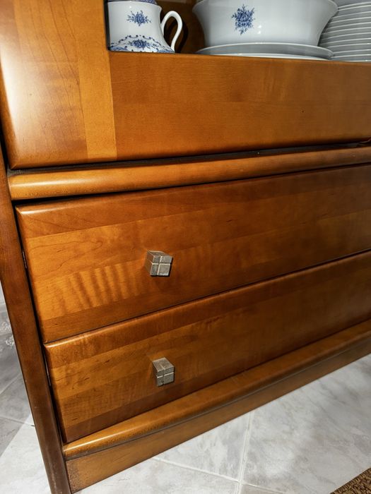 Cristaleira Iluminada Madeira