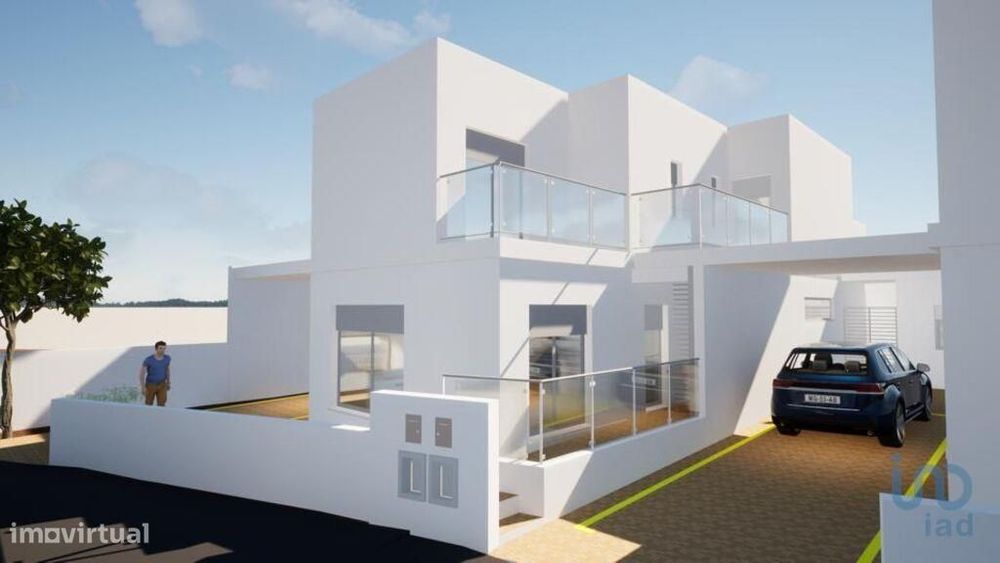Casa / Villa T3 em Silveira de 190,00 m2