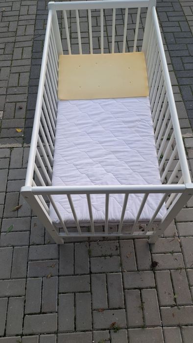 Łóżeczko niemowlęce