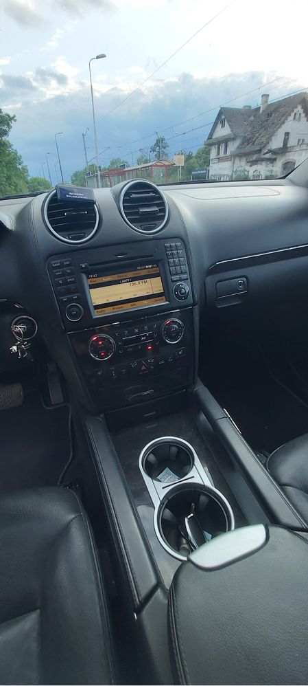 Mercedes ML 5500 v8