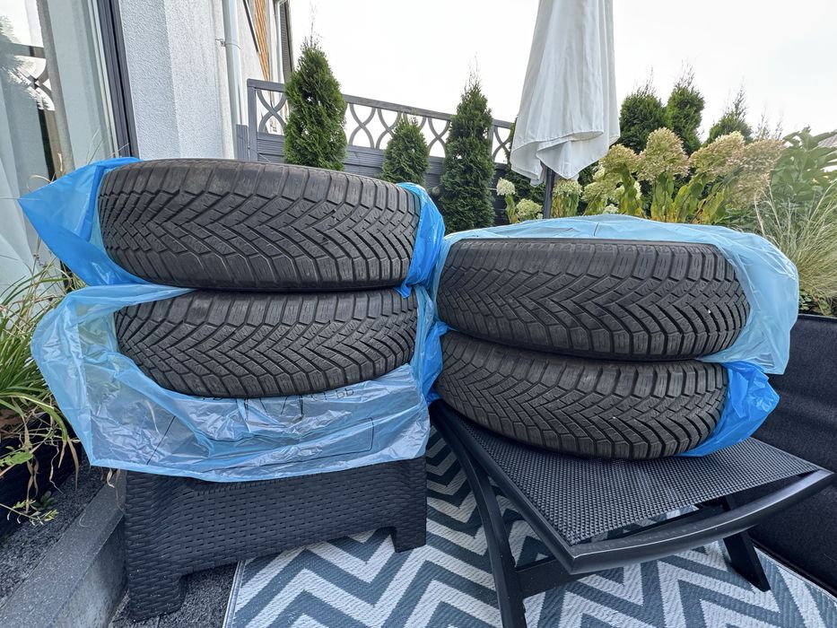 Opony zimowe YOKOHAMA 215/65 R17