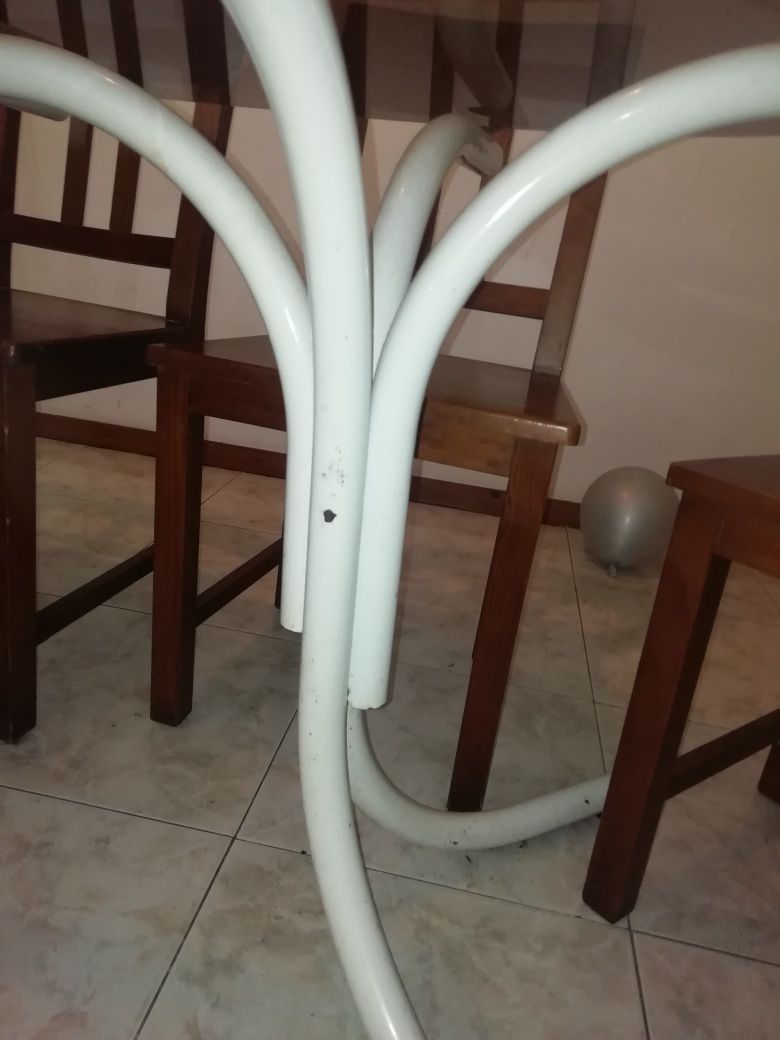 Mesa de cozinha bom estado Urgência para desocupar