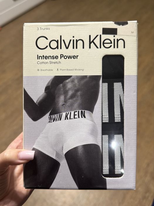 Труси Calvin Klein