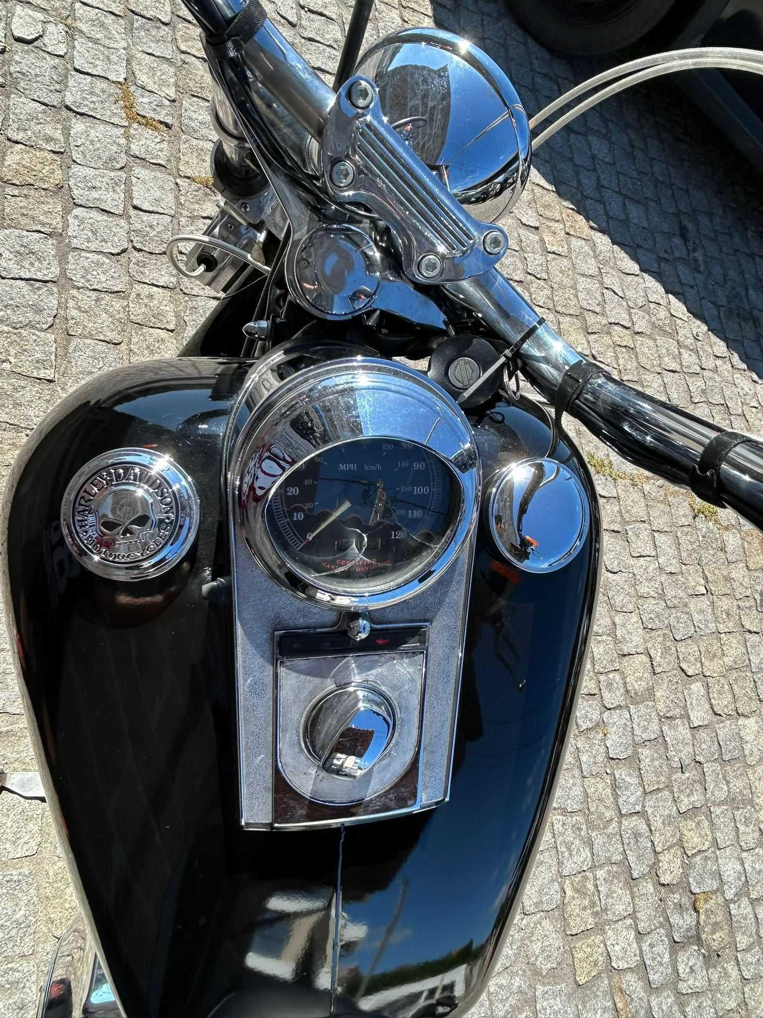 Harley Davidson Dyna Wide Glide - 01