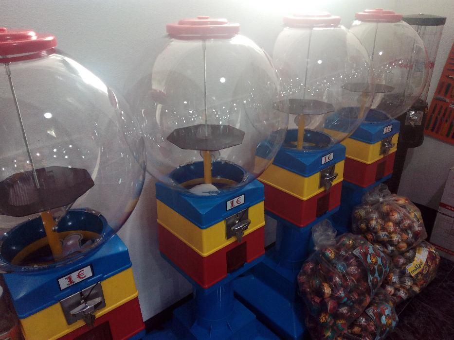 Máquinas de Bolas (Brindes) - Novas