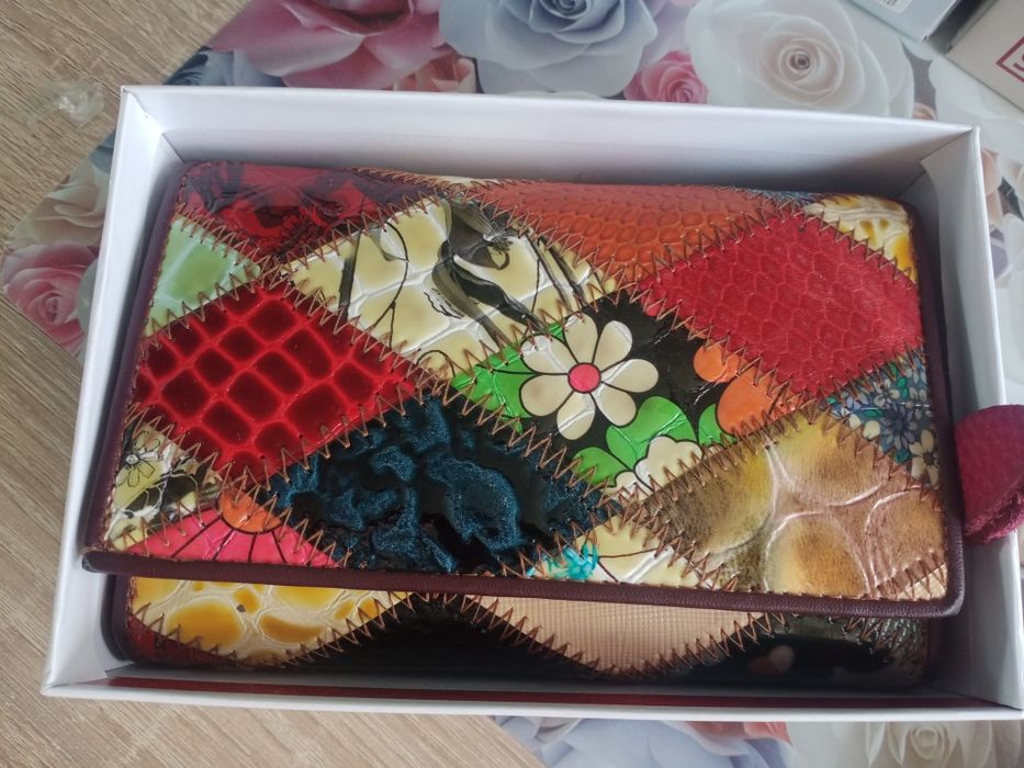 Portfel damski łaty