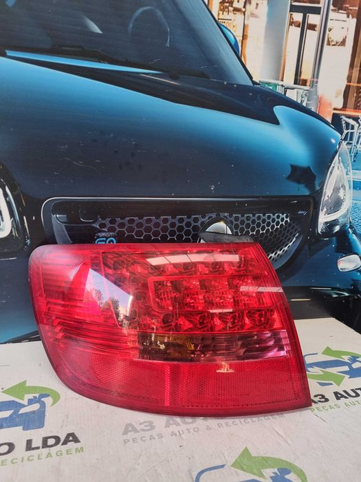 Farolim esquerdo Audi A6