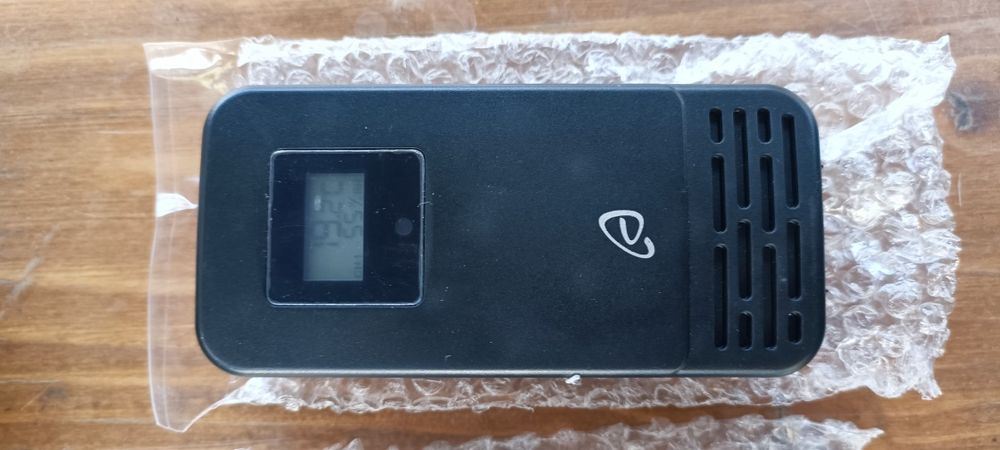 Радиоуправляемая метеостанция AHFL Германия