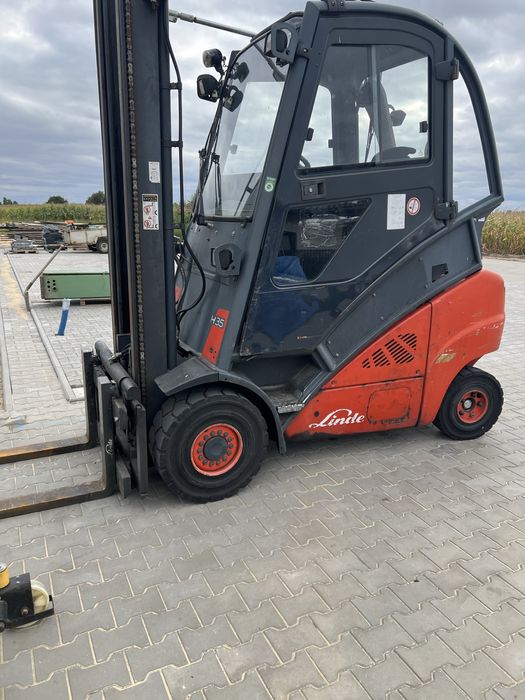 Wozek widlowy Linde H35T 2008r Nowe opony UDT