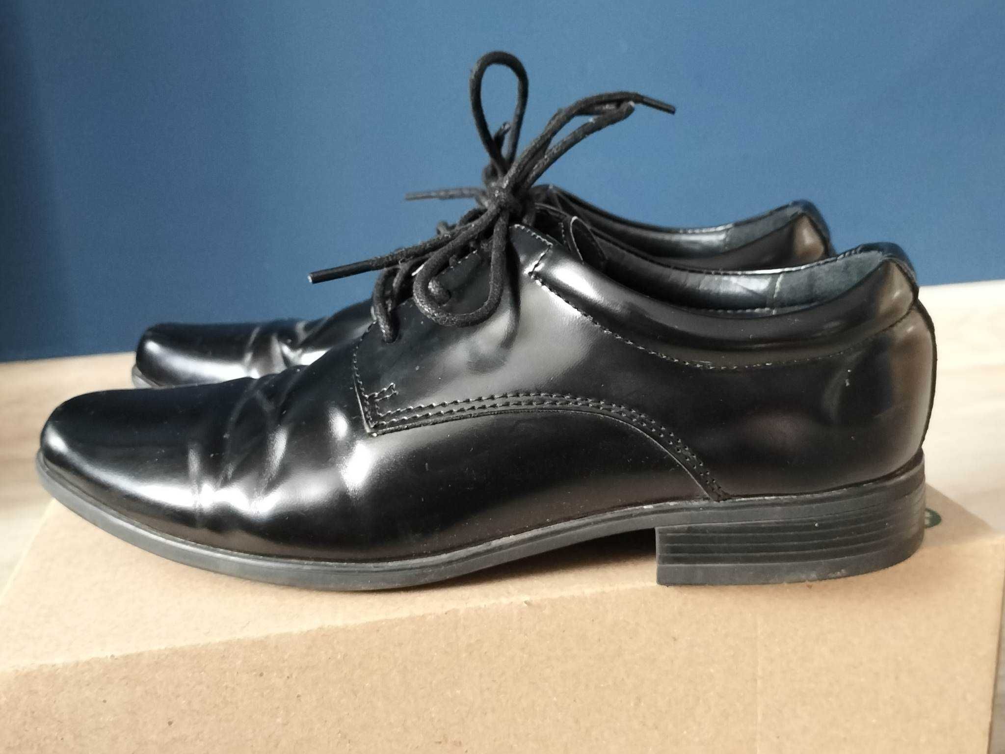 Komunijne buty dla chłopca roz.36