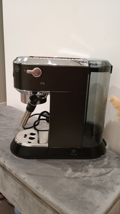Ekspres DeLonghi Dedica
