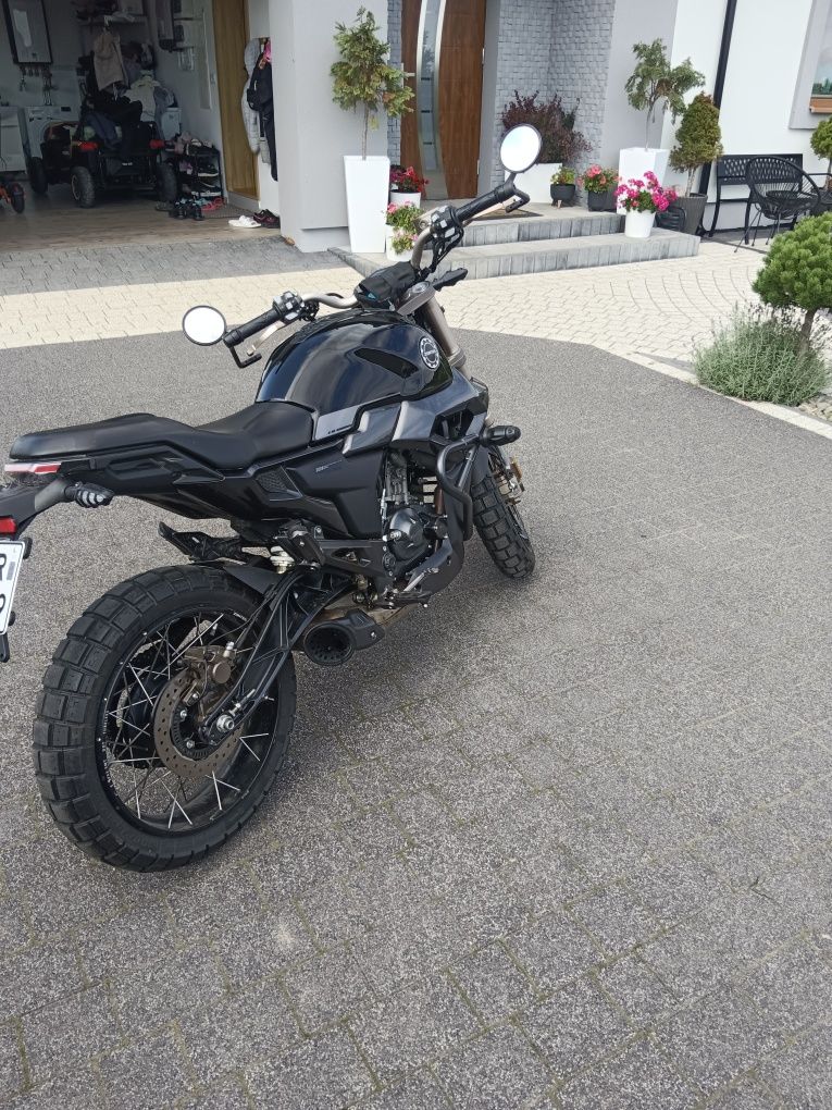 Motocykl Zontes 125 G1