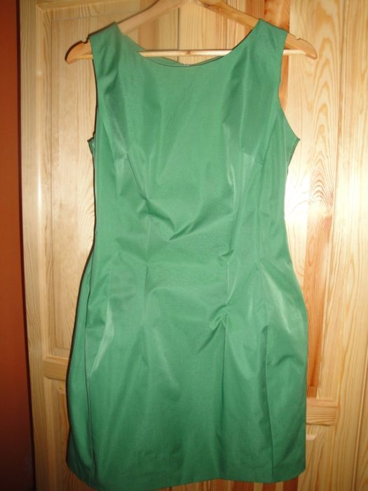 Elegancka zielona sukienka
