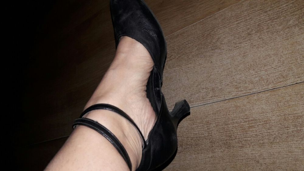 Бальні туфлі. Шкіряні (натуральні) куплені в італії.