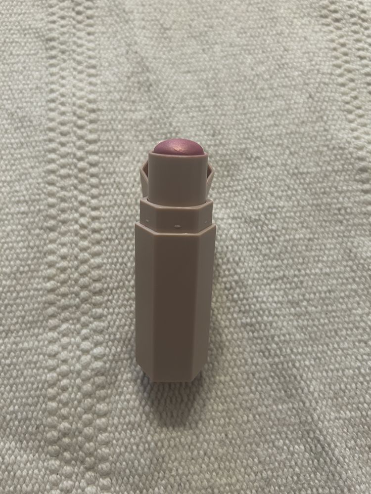 Fenty Beauty Match Stix Shimmer Skinstick rozswietlacz w sztyfcie
